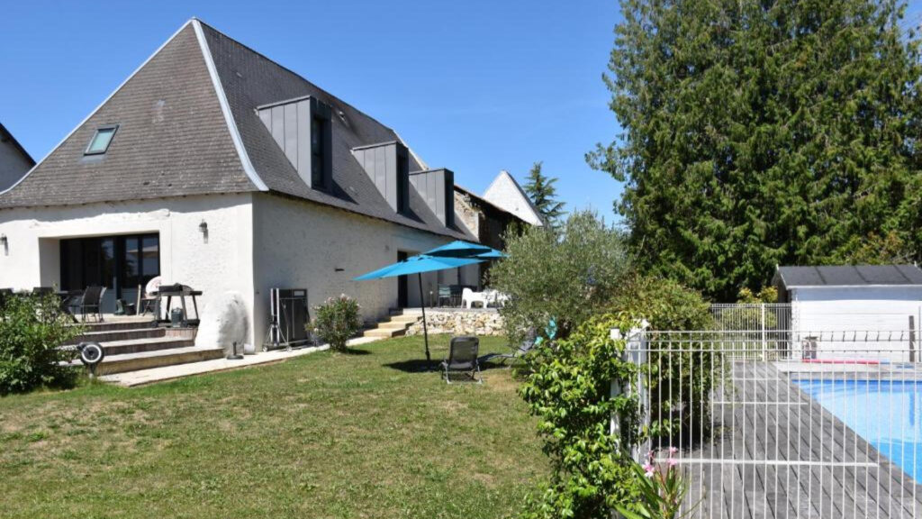 Maison-panchien-les-exterieurs (3)